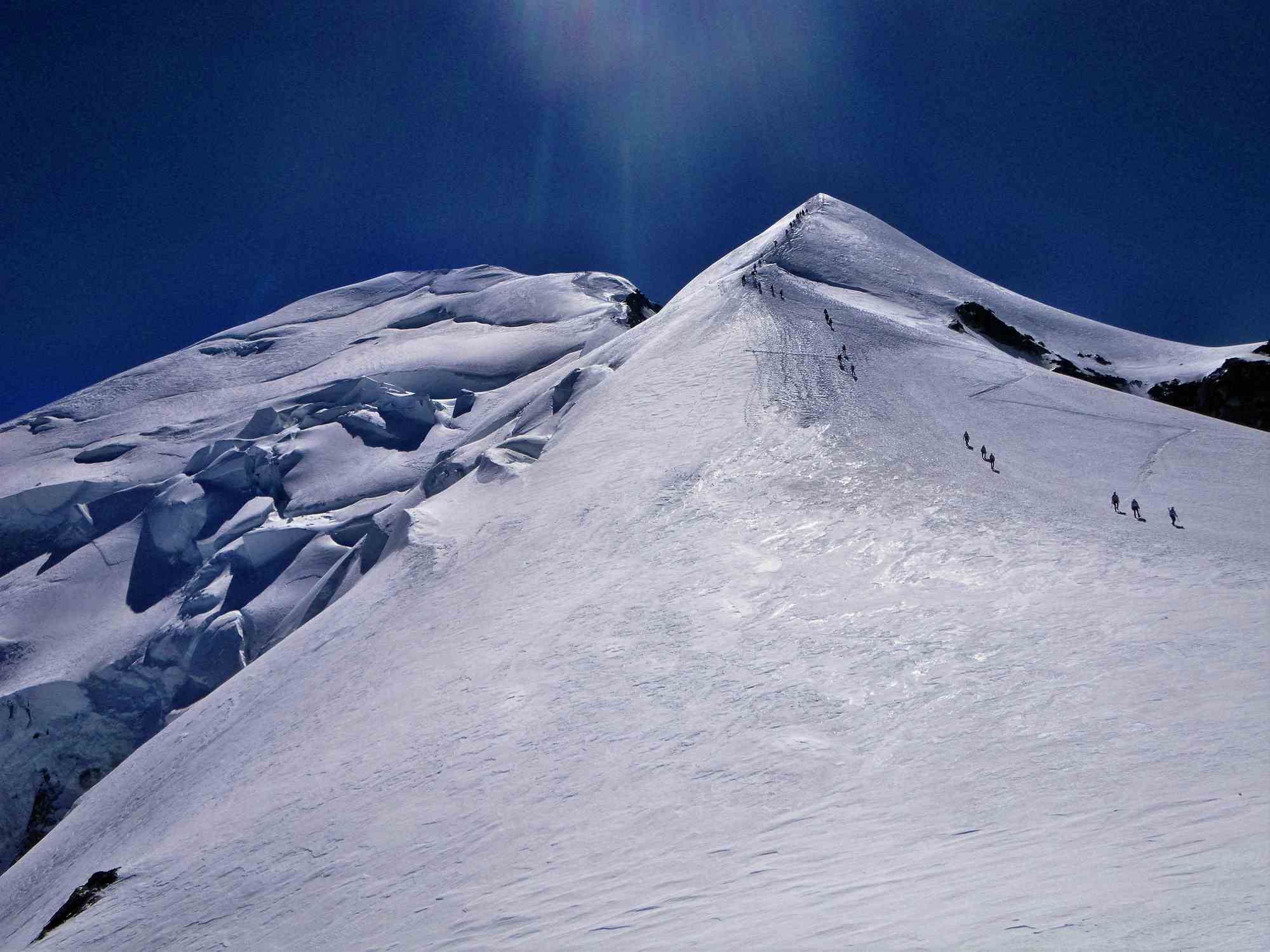 Cumbre del Mont Blanc 4810m desde el Refugio Vallot